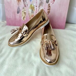 JustFab Rose gold flats.